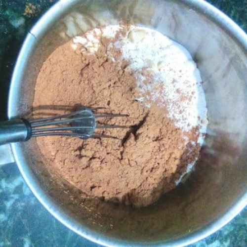 How to make Eggless Chocolate Cupcakes