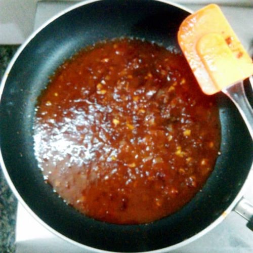 Schezwan Sauce cooking process