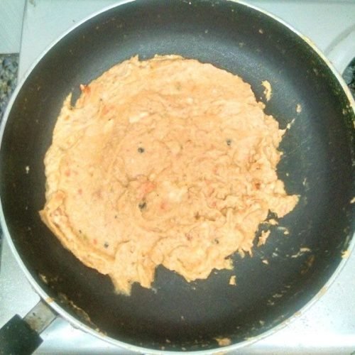 Gravy preparation for Nargisi Kofta Curry